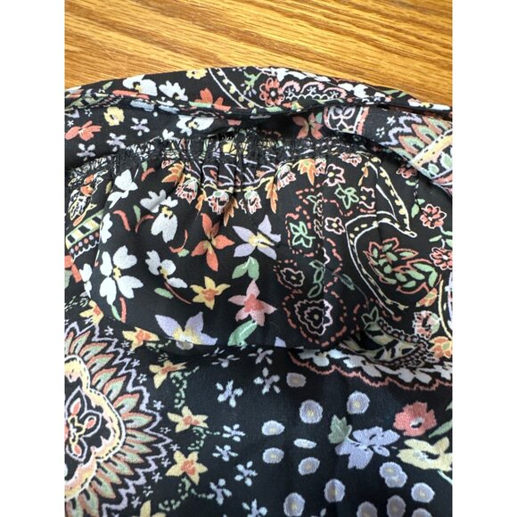 Torrid Paisley & Floral Print Black Faux Wrap Blouse With Flutter Sleeves Sz 3X - Picture 8 of 11